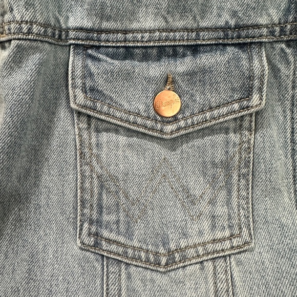 NWT!! Wrangler Heritage Jacket - M - Picture 10 of 16